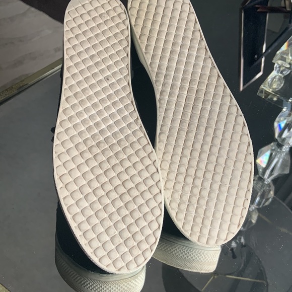 Steve Madden distressed look ankle boot - Picture 5 of 5